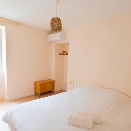 De Mirabel Charmis Vakantiehuis Charmes-sur-Rhone